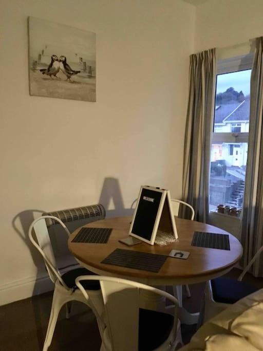Hillcrest Cottage, Comfy Flat, Trendy Uplands Area Swansea Exterior photo